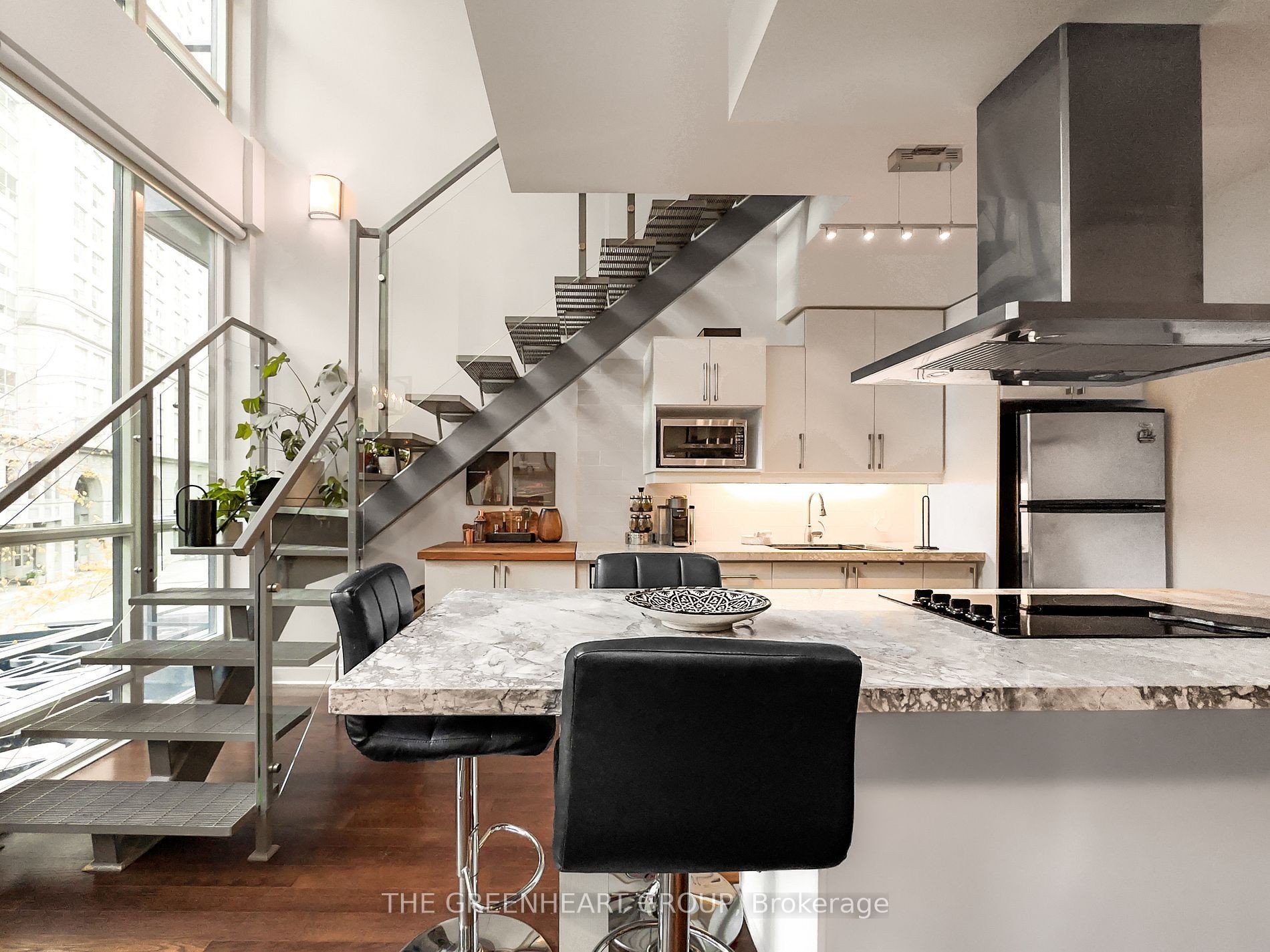 208 - 1 Scott St, Toronto